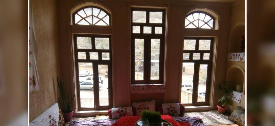 اقامتگاه بوم گردی یوزگشت بیارجمند