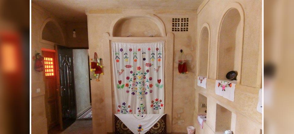 اقامتگاه بوم گردی یوزگشت بیارجمند