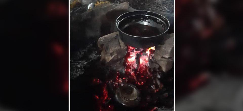 اقامتگاه بوم گردی ننو عذرا بردسیر