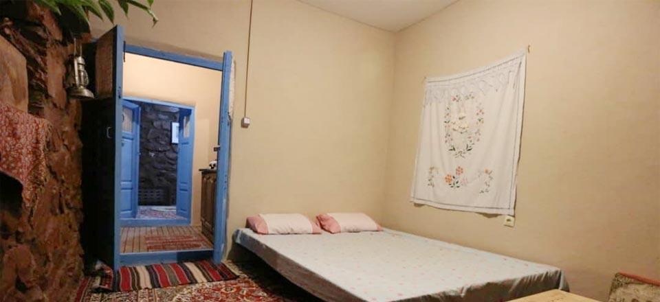 اقامتگاه بوم گردی صبح بینالود در نیشابور