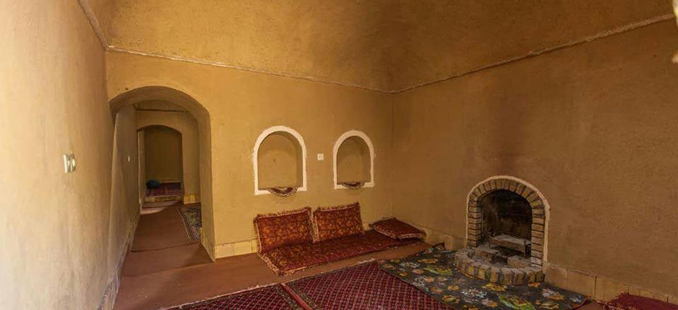 اجاره اقامتگاه بوم گردی ظهرود در راین