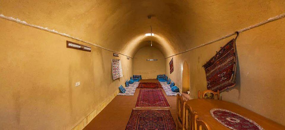 اجاره اقامتگاه بوم گردی ظهرود در راین