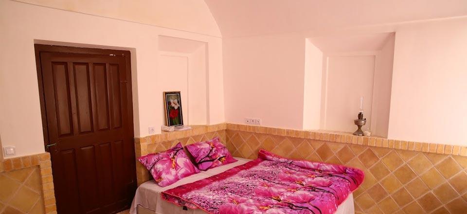 اجاره اقامتگاه بوم گردی شاخه نبات در یزد