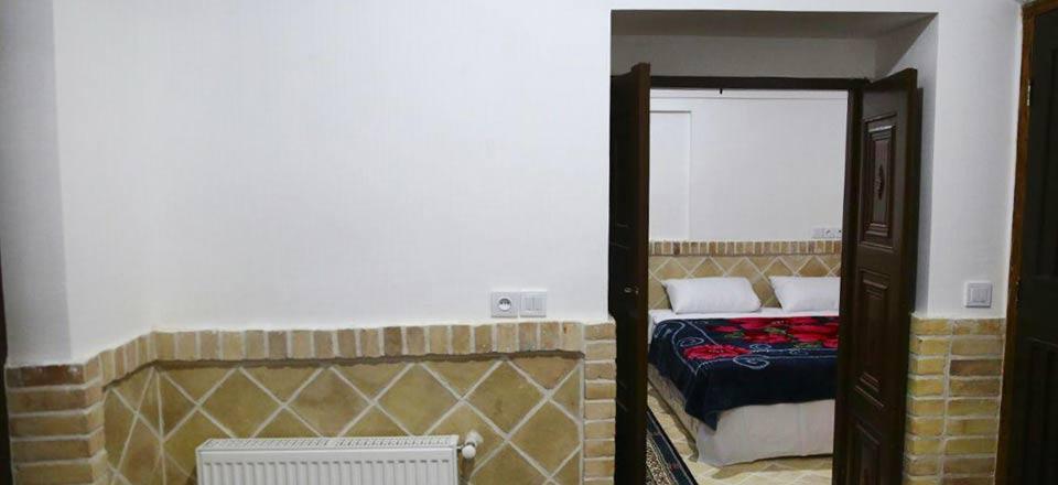 اجاره اقامتگاه بوم گردی شاخه نبات در یزد