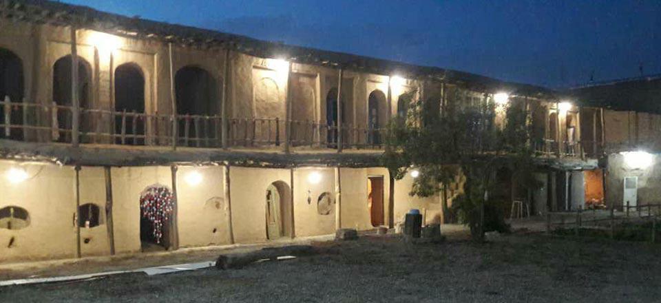 اقامتگاه بوم گردی دلنوازان در همدان