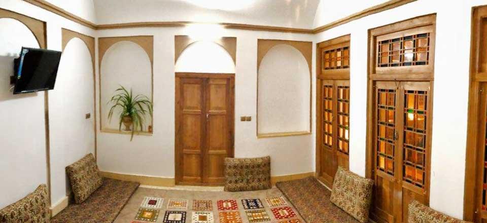 اقامتگاه بوم گردی فرافر در مهریز