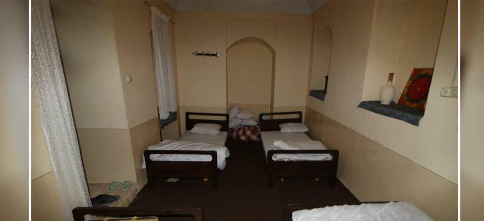 اقامتگاه بوم گردی خانم جان در ابرکوه