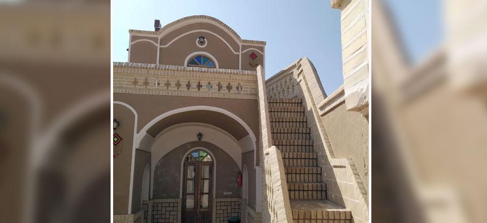 اجاره اقامتگاه بوم گردی یاقوت کویر در نظنز