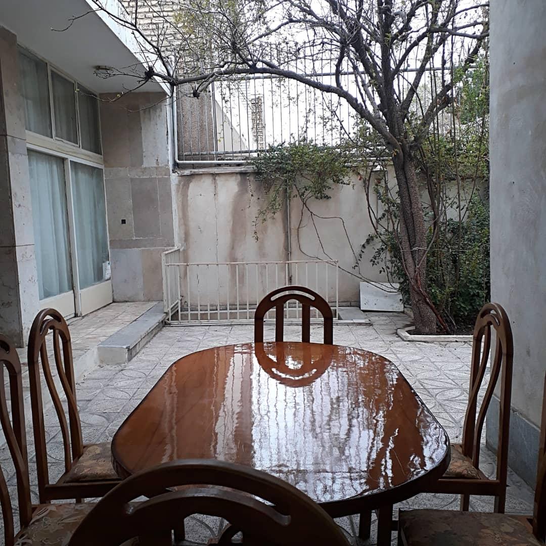 اجاره روزانه منزل دربستی در اصفهان