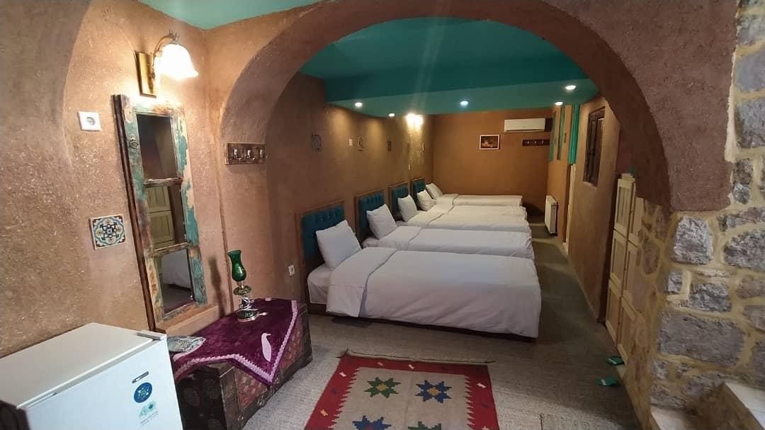 رزرو اقامتگاه بوم گردی لوتوس در شیراز