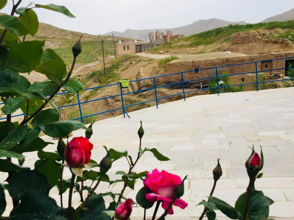 سوئیت بوم گردی آتشکده کهن در محلات