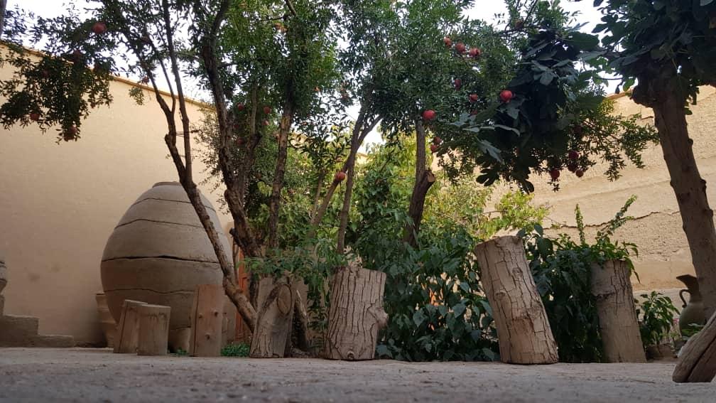 اجاره اقامتگاه بوم گردی خانه ناصر لشکر در دامغان