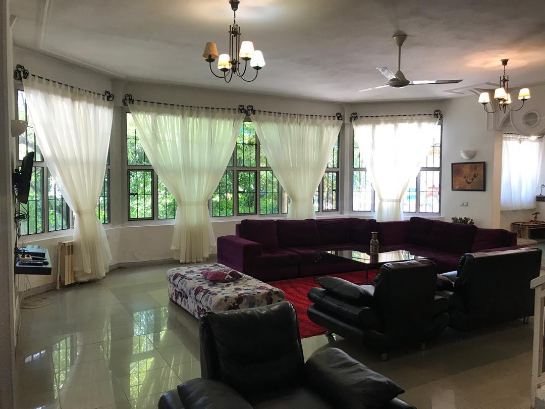 ویلای اجاره ای استخردار در نمک آبرود