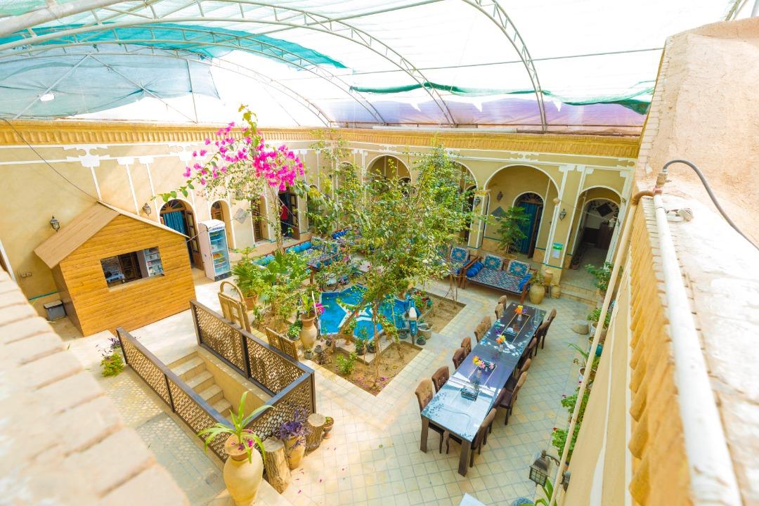 رزرو اقامتگاه سنتی دوستانه در یزد