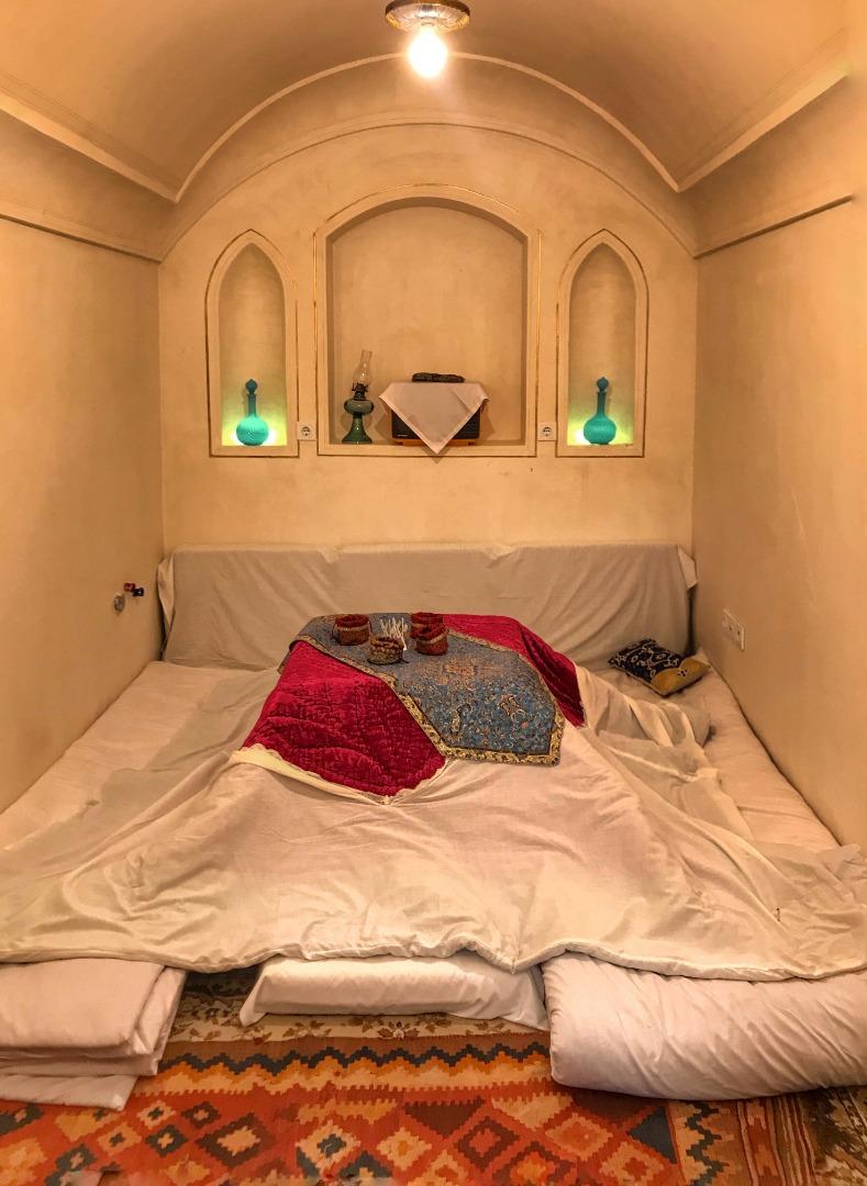 اقامتگاه سنتی کاشانه روشن در کاشان