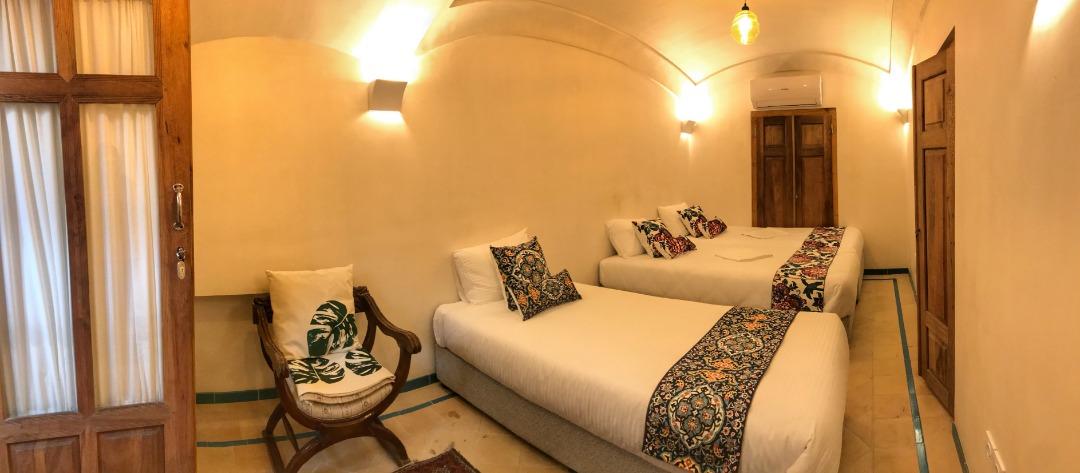 اقامتگاه سنتی کاشانه روشن در کاشان