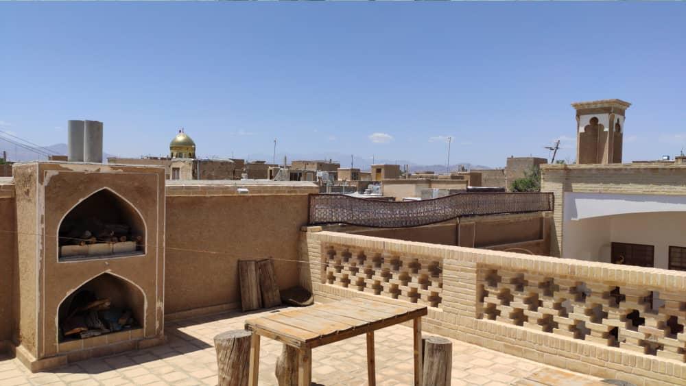 اجاره اقامتگاه بوم گردی خانم تاج در کاشان