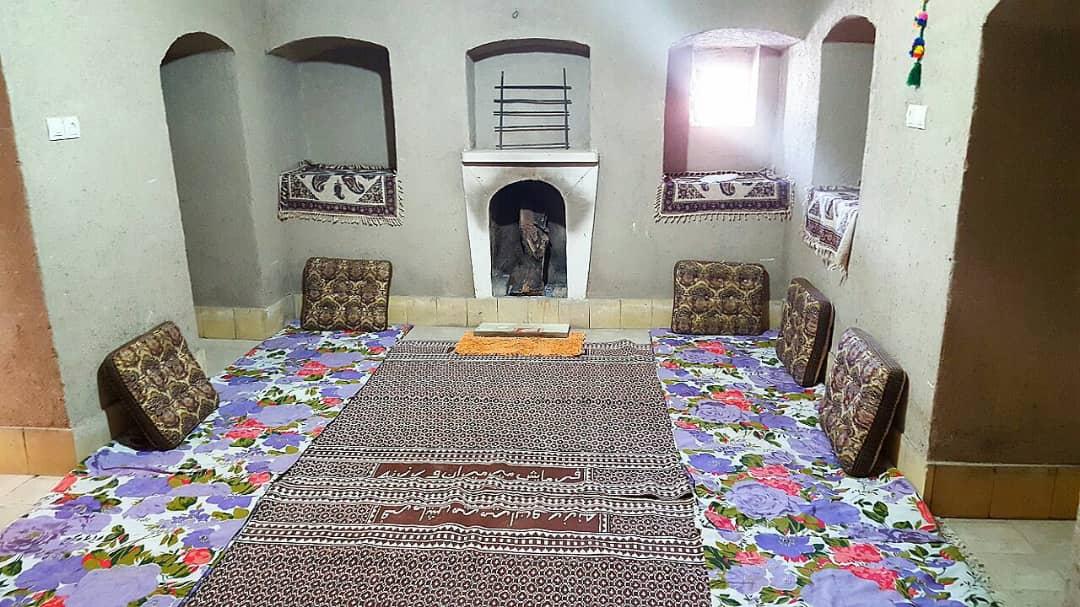 اجاره خانه سنتی گاره دژ در ورزنه