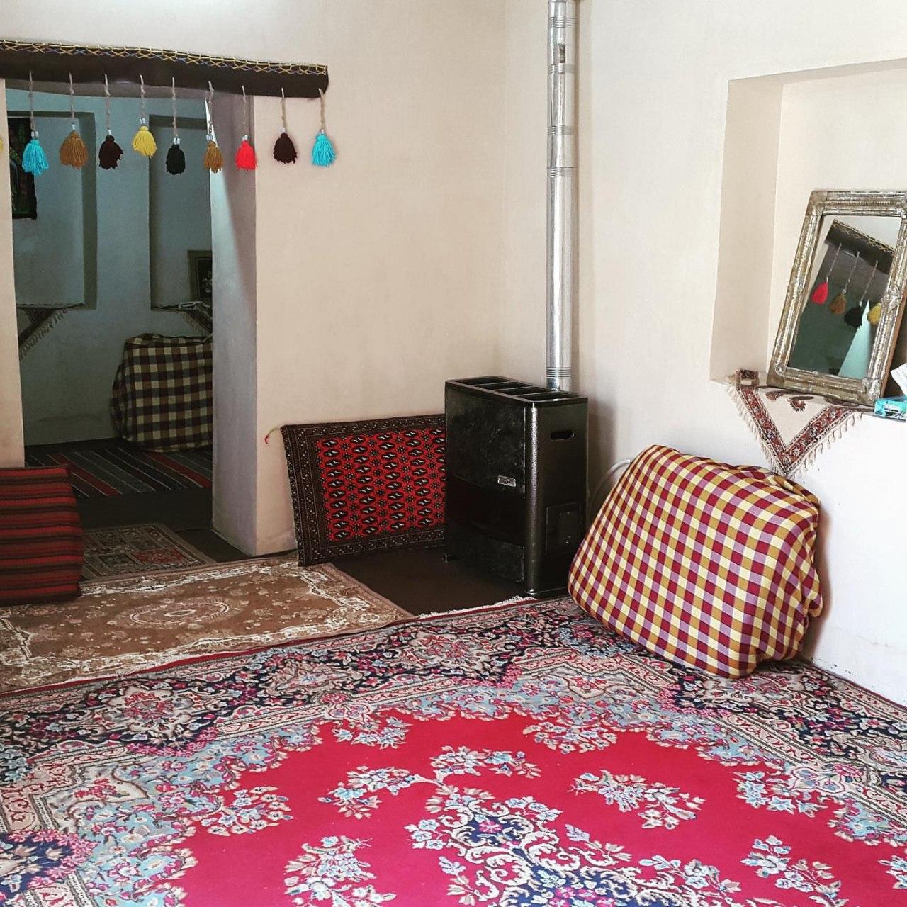 اقامتگاه بوم گردی توسلیان در نطنز