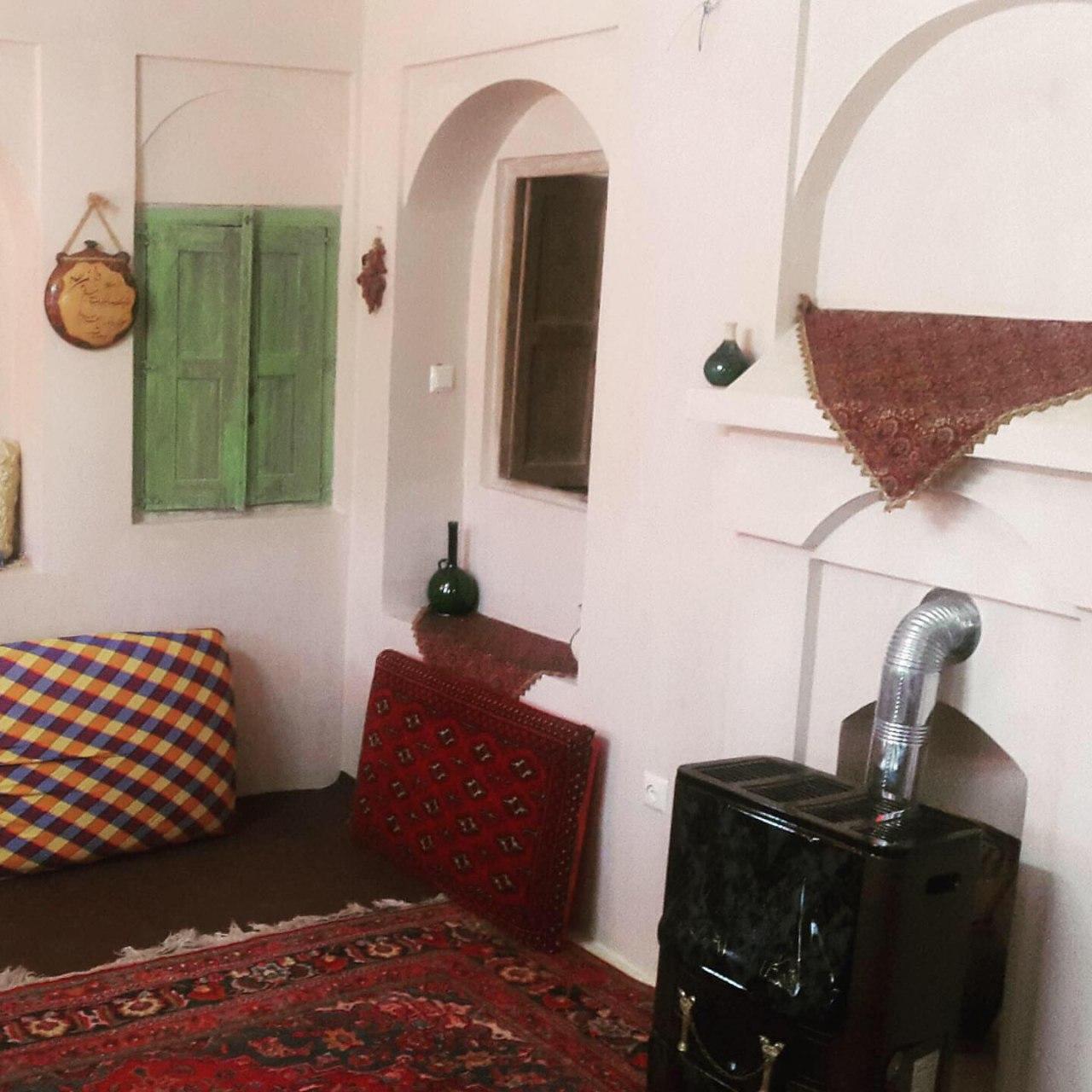 اقامتگاه بوم گردی توسلیان در نطنز