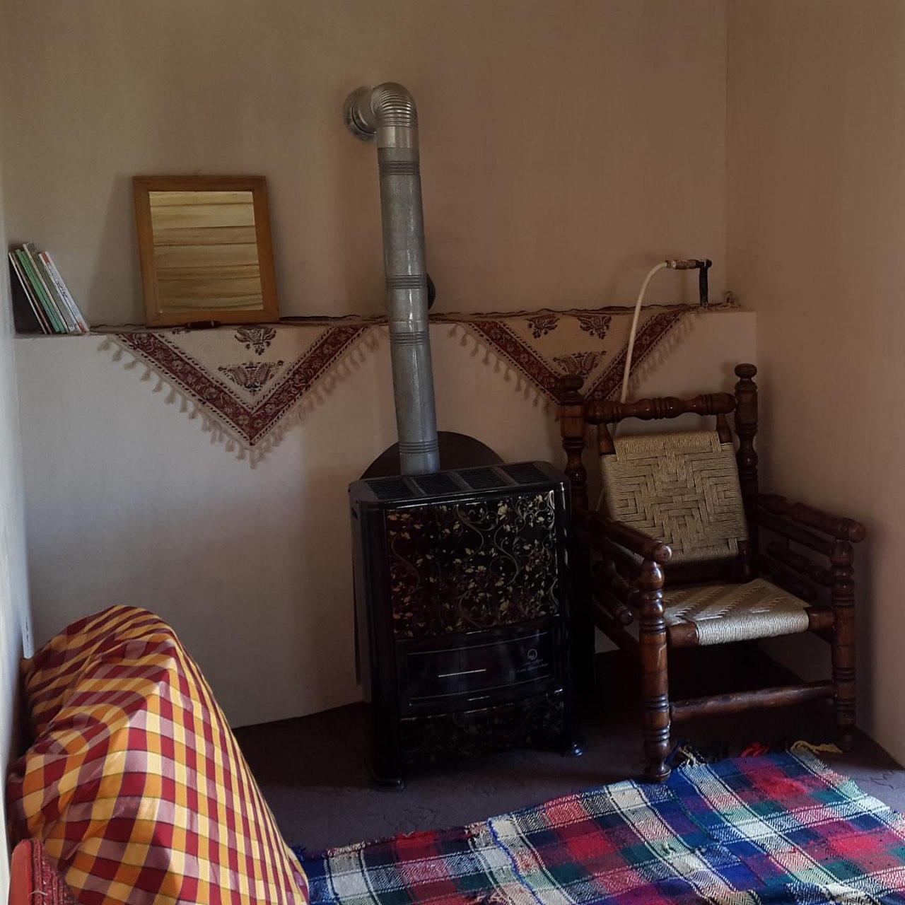 اقامتگاه بوم گردی توسلیان در نطنز