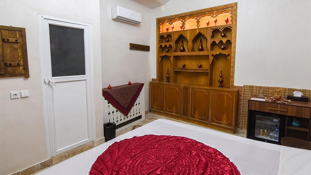 اقامتگاه بوم گردی سرای ملک در کاشان
