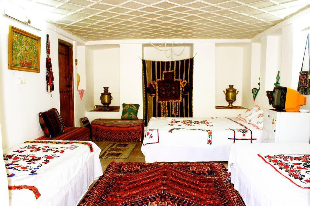 اقامتگاه بوم گردی دولتسرا معصومه سلطان شیراز