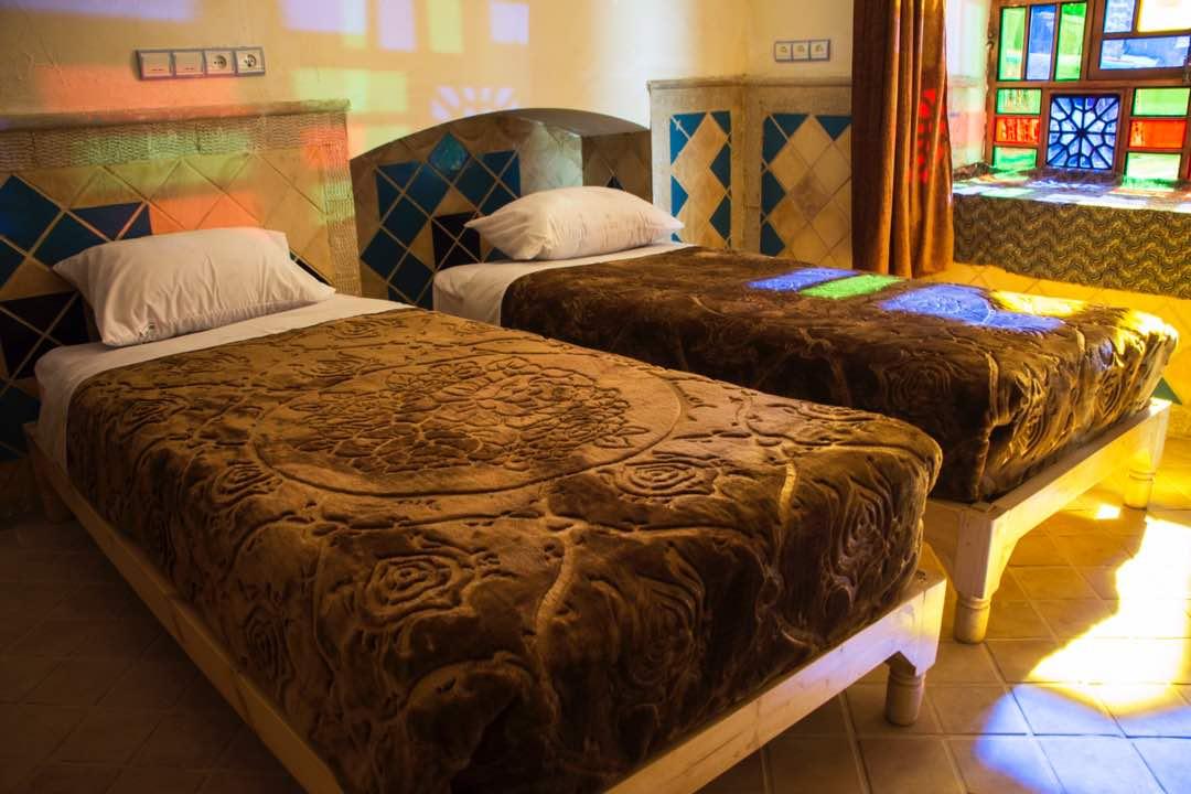 رزرو اقامتگاه بوم گردی سی راه در شیراز