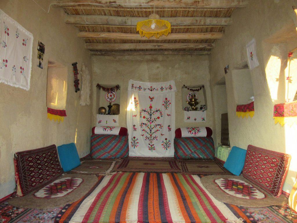 اقامتگاه بومگردی توران گشت در شاهرود