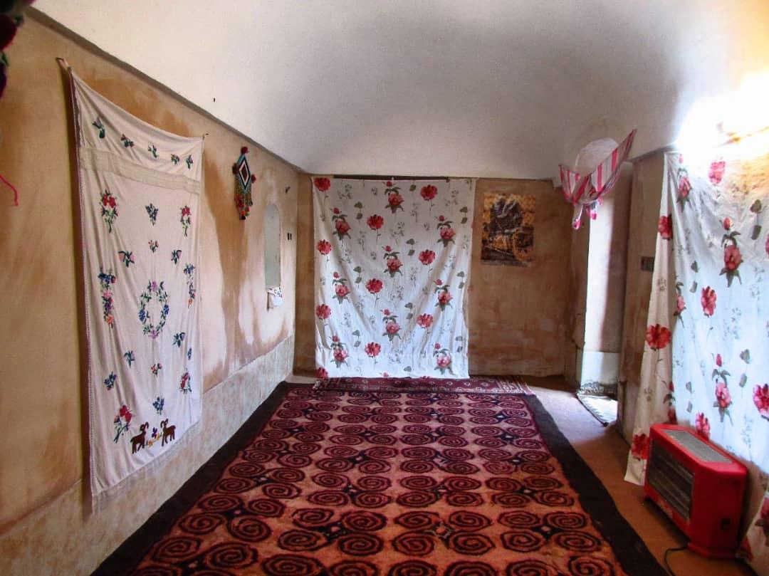 اقامتگاه بوم گردی کلوت کویر در شاهرود