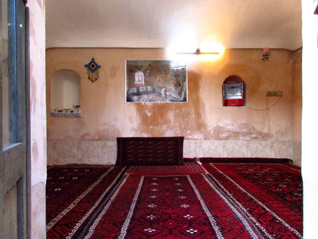 اقامتگاه بوم گردی کلوت کویر در شاهرود