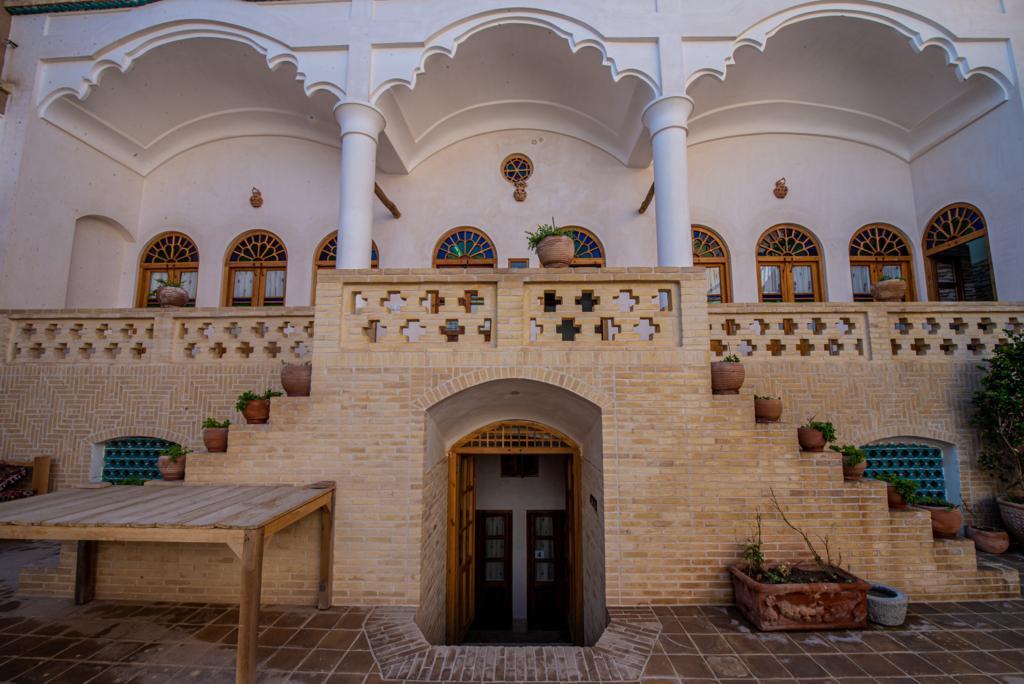 اجاره هتل سنتی خانه پارسی در کاشان