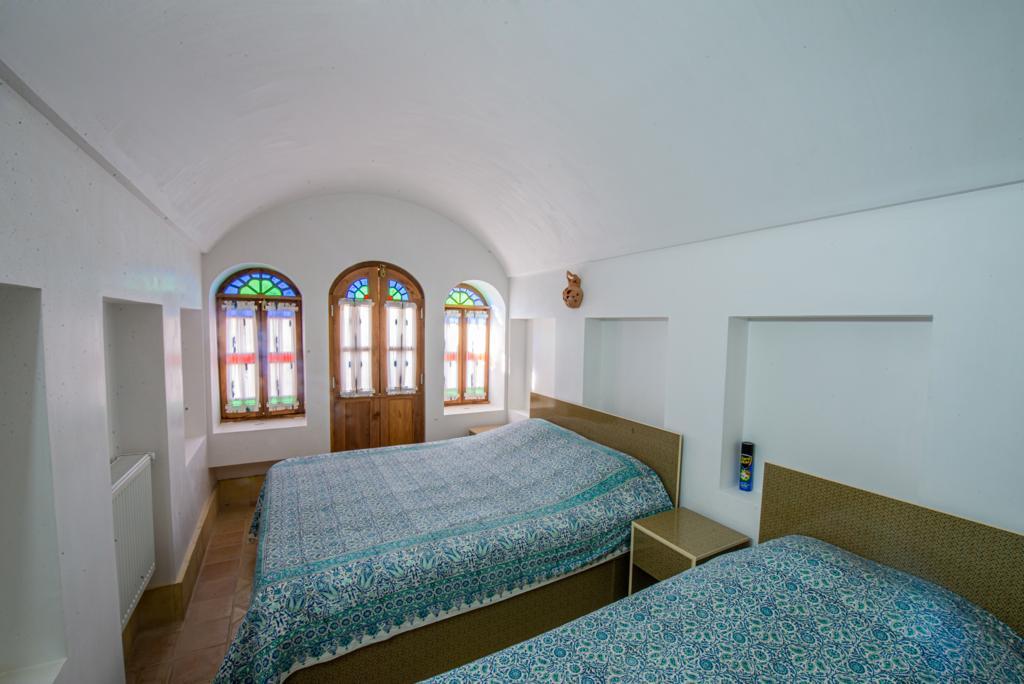 اجاره هتل سنتی خانه پارسی در کاشان