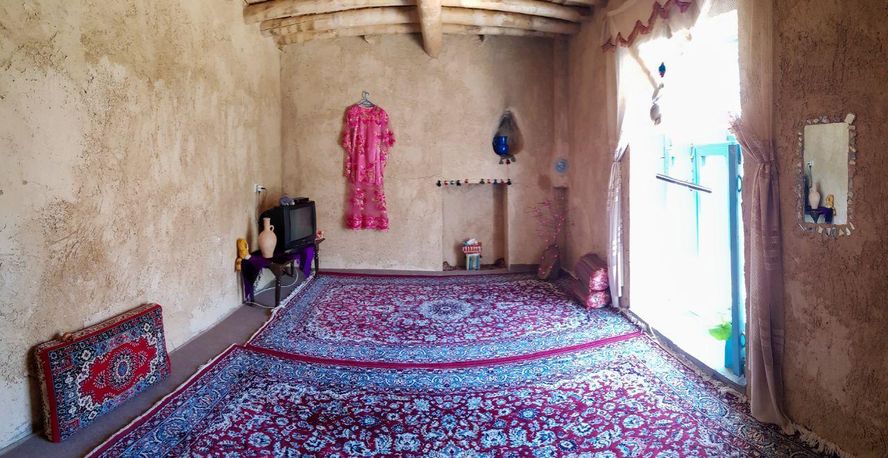 اقامتگاه بوم گردی واران در سنندج