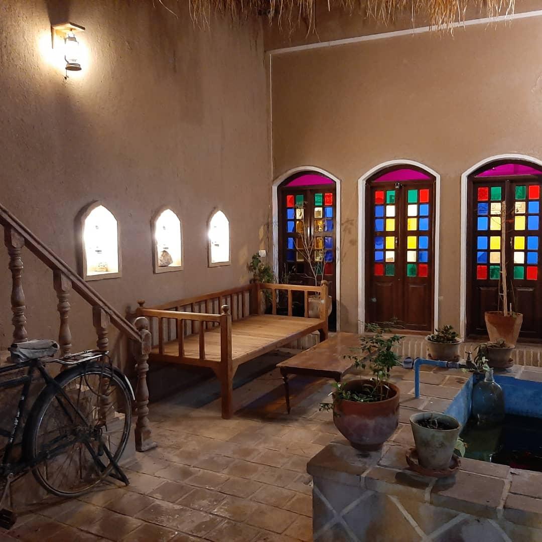 اجاره اقامتگاه بوم گردی رویای کویر در سرخه