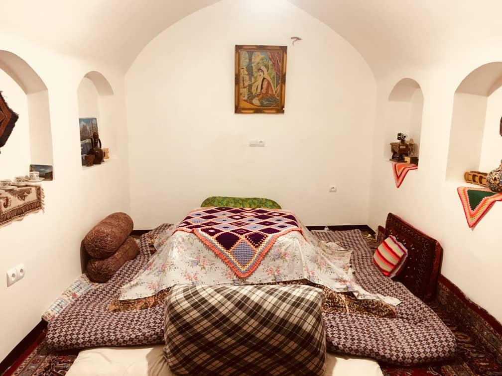 اجاره اقامتگاه بوم گردی رویای کویر در سرخه