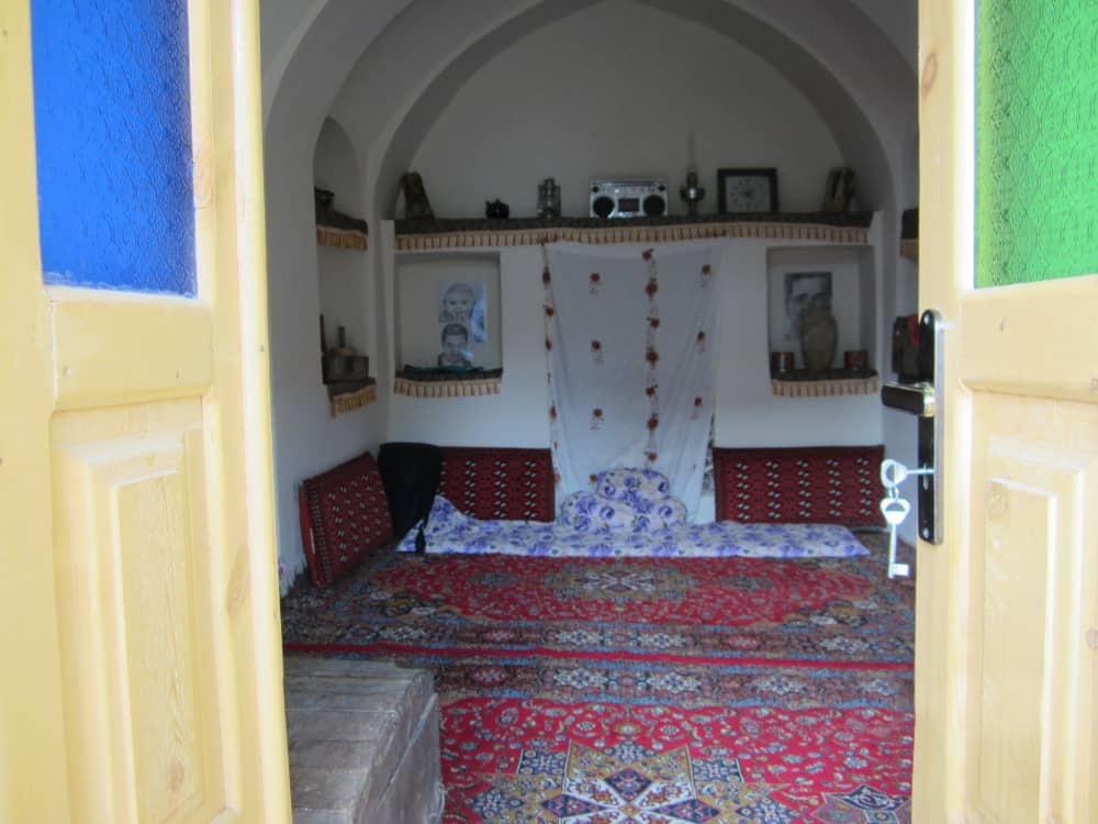 اجاره بوم گردی مسین بابا در سرخه