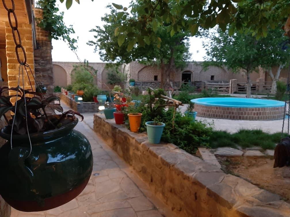 اجاره اقامتگاه بوم گردی دولتسرا در بهار