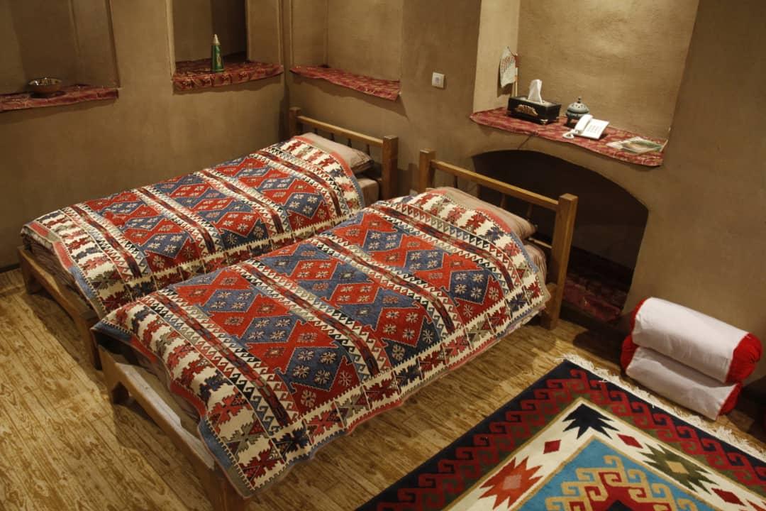 اجاره اقامتگاه بوم گردی ناردونه در تفت