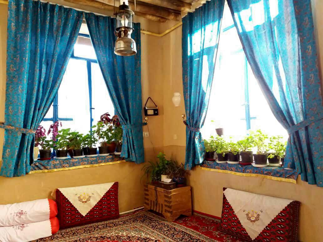 اجاره اقامتگاه بوم گردی ترلان در اسدآباد