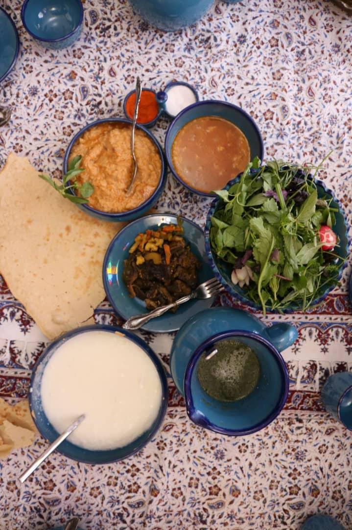 اقامتگاه بوم گردی خانه نخجیر در نراق