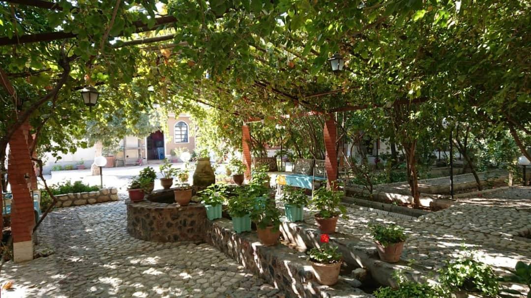 اجاره اقامتگاه بوم گردی گدین در ماهان