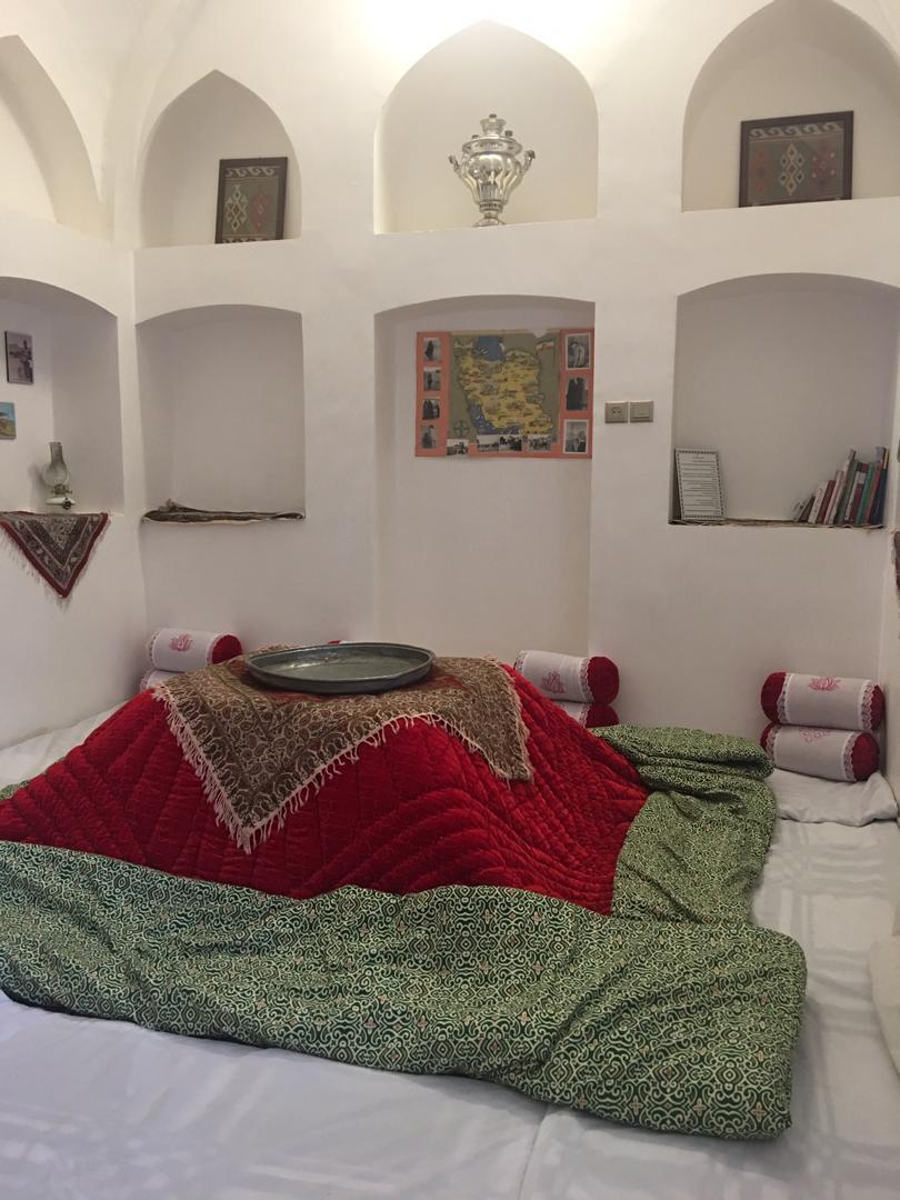 اجاره اقامتگاه بوم گردی خانم رباب در دهاقان