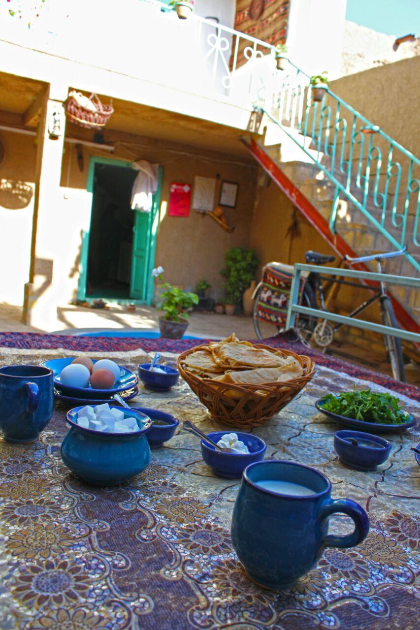 رزرو بوم گردی ساباط سبنی در بردسکن