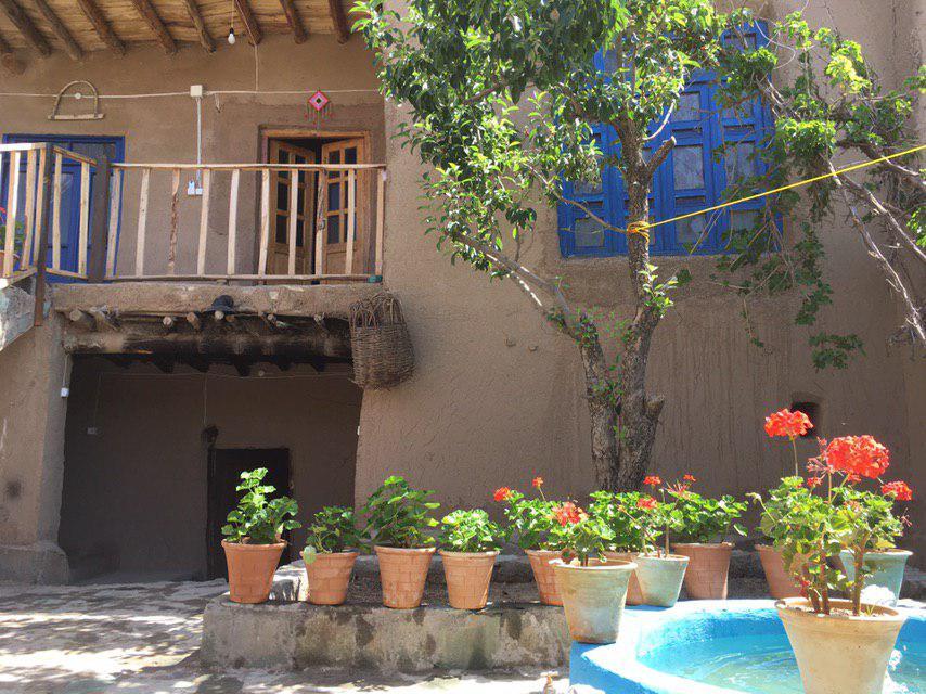 اجاره اقامتگاه بوم گردی اولنگ در کاشمر