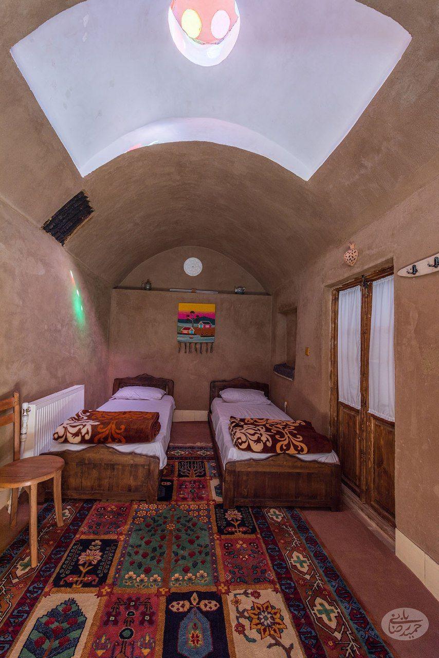 اجاره اقامتگاه بوم گردی انار عقدا در اردکان