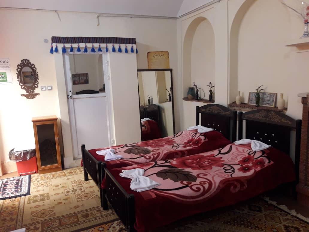 اقامتگاه بوم گردی خانه خشتی در یزد