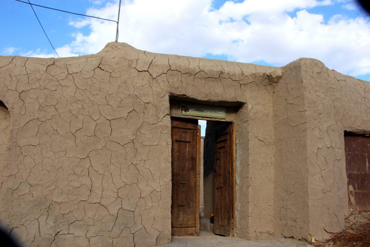 اجاره اقامتگاه بوم گردی در زیرکوه