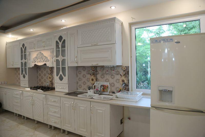 اجاره ویلا لوکس با استخر سرپوشیده کردان