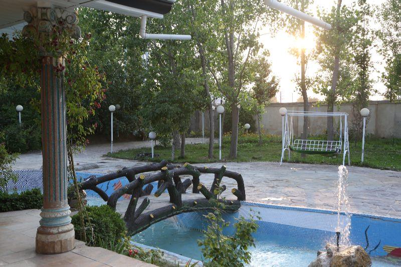 اجاره ویلا لوکس با استخر سرپوشیده کردان